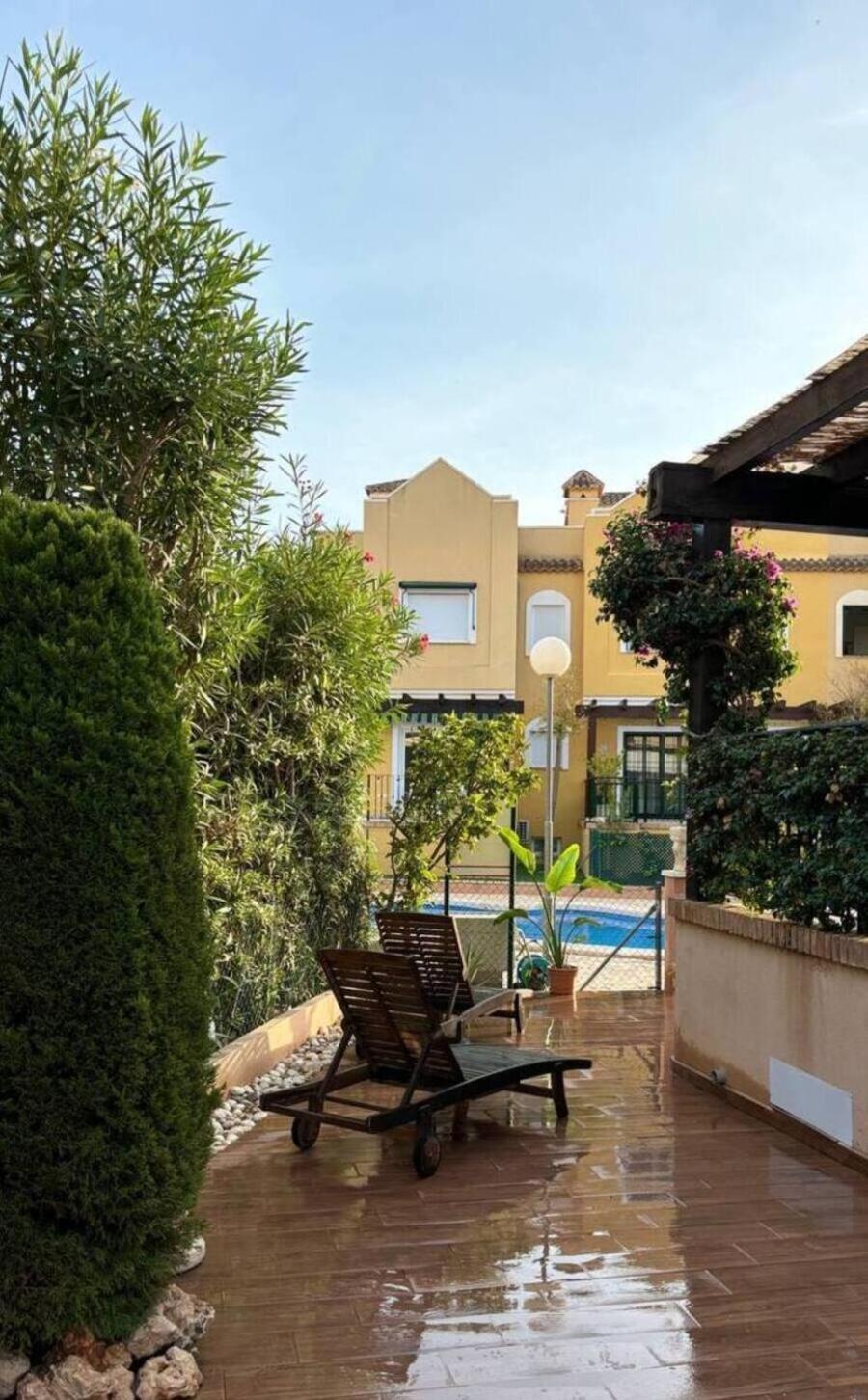 House Laguna Roja With Sun Terrace Torrevieja Bagian luar foto